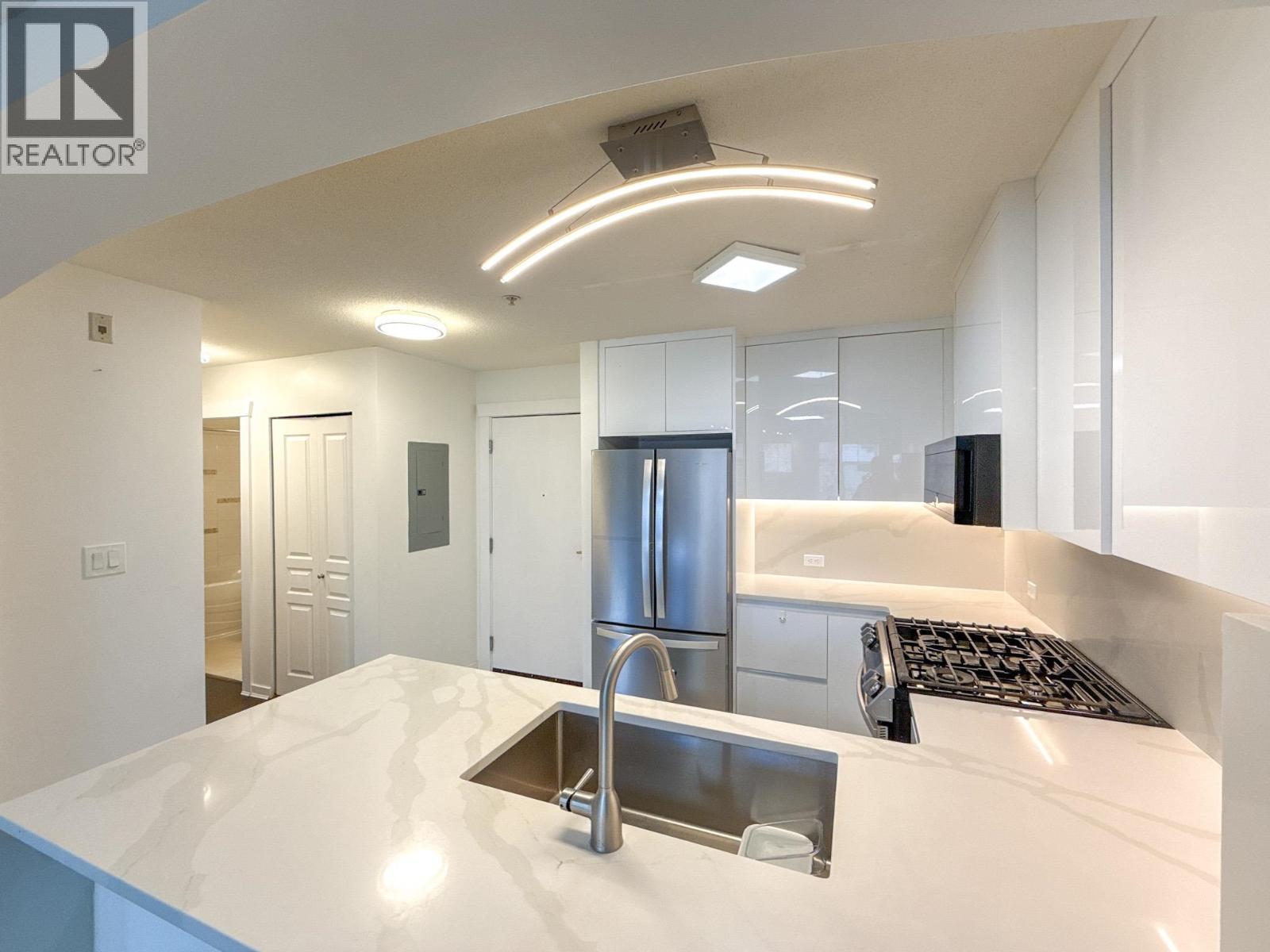 401 2988 Silver Springs Boulevard, Coquitlam, British Columbia  V3E 3R6 - Photo 11 - R3065097