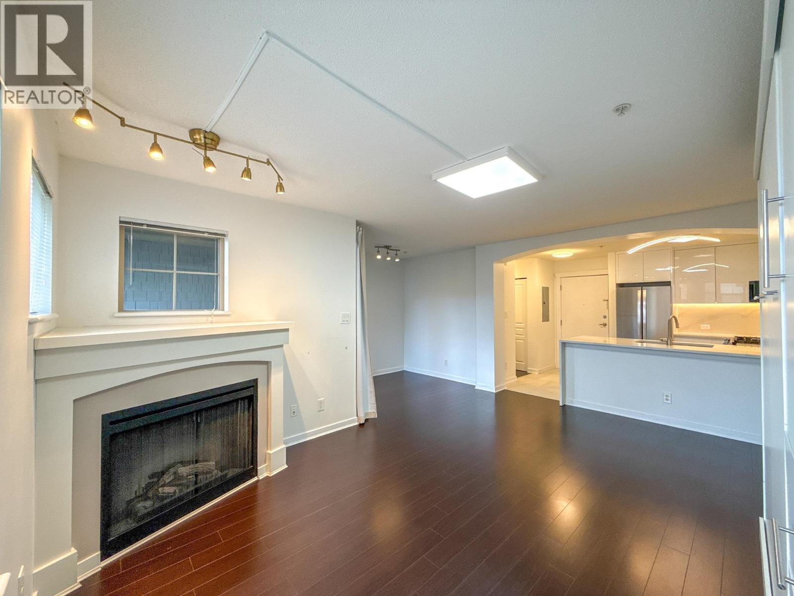 401 2988 Silver Springs Boulevard, Coquitlam, British Columbia  V3E 3R6 - Photo 5 - R3065097