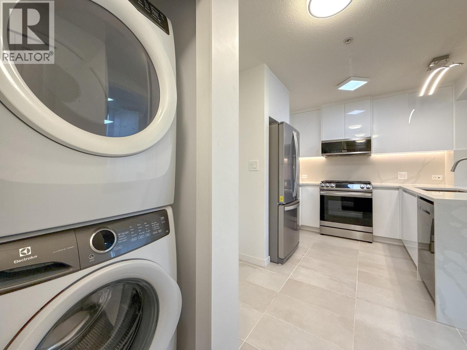 401 2988 Silver Springs Boulevard, Coquitlam, British Columbia  V3E 3R6 - Photo 15 - R3065097