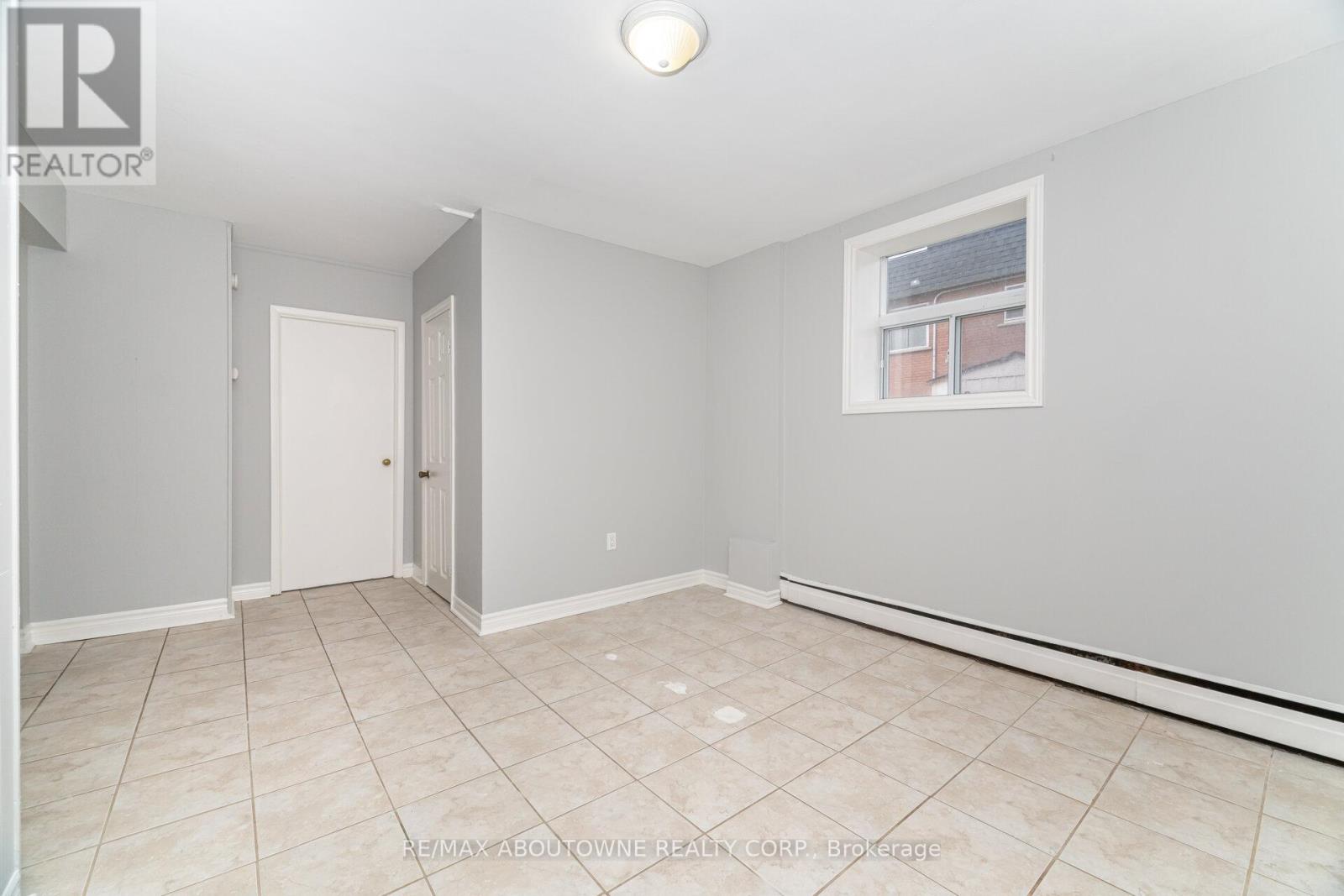 6 - 2138 Ghent Avenue, Burlington, Ontario  L7R 1Y3 - Photo 15 - W12524414