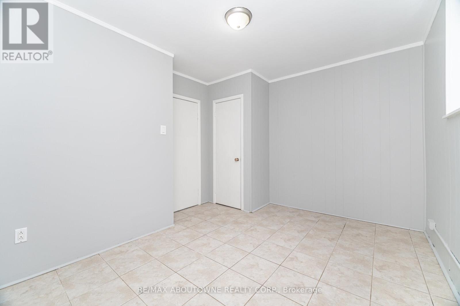 6 - 2138 Ghent Avenue, Burlington, Ontario  L7R 1Y3 - Photo 22 - W12524414