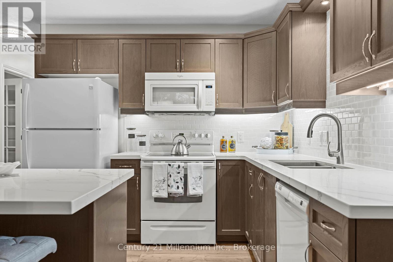 552 9th Street 'a' Street E, Owen Sound, Ontario N4K 0C4 - Photo 22 - X12526104