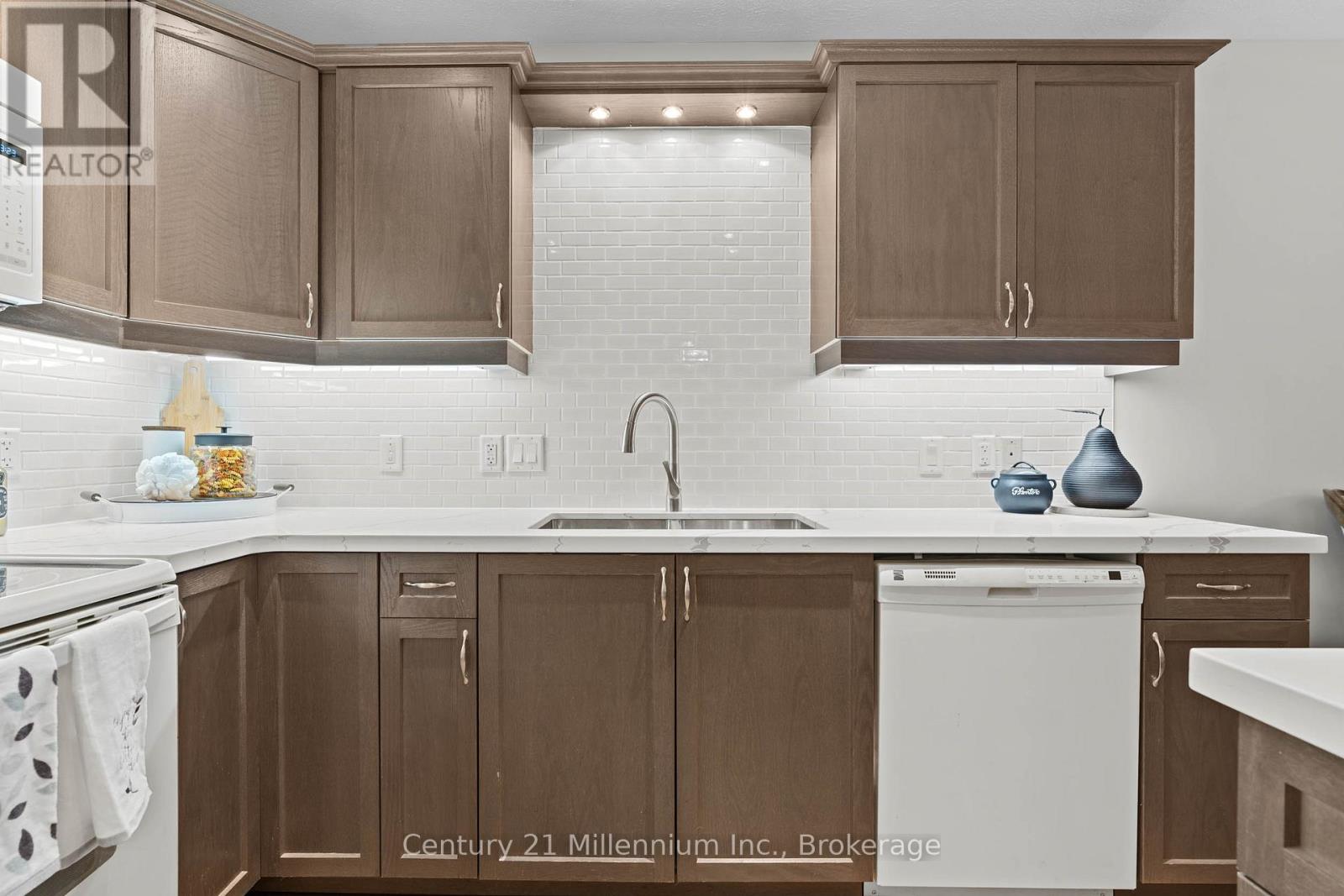 552 9th Street 'a' Street E, Owen Sound, Ontario N4K 0C4 - Photo 24 - X12526104