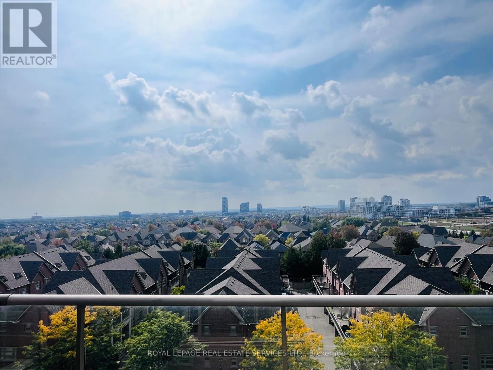 701 - 2470 Prince Michael Drive, Oakville, Ontario  L6H 0G9 - Photo 14 - W12423068