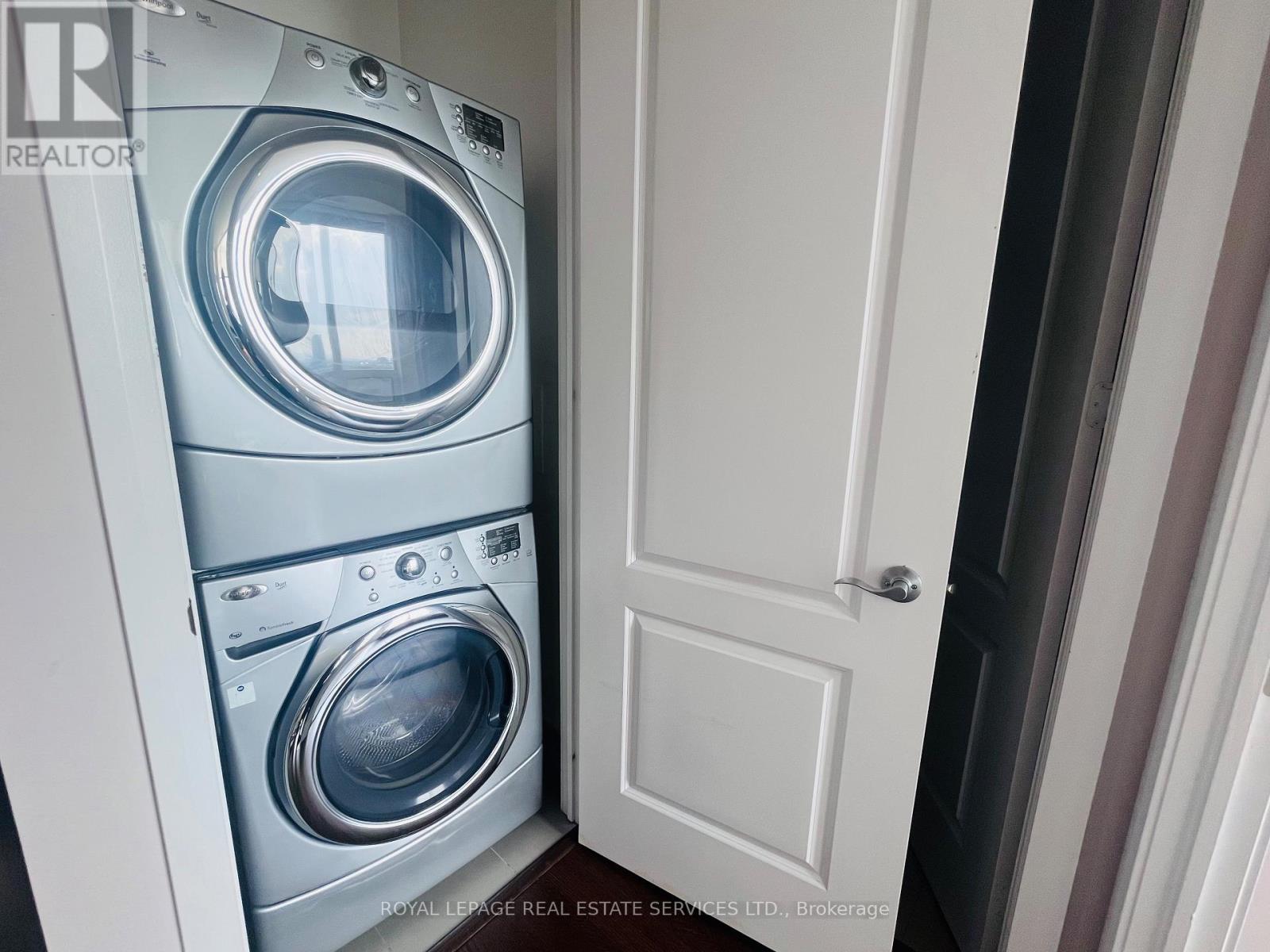 701 - 2470 Prince Michael Drive, Oakville, Ontario  L6H 0G9 - Photo 15 - W12423068