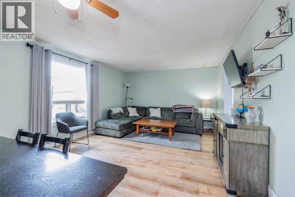 48 Aberdare Way Ne, Calgary, Alberta  T2A 6V5 - Photo 11 - A2252838