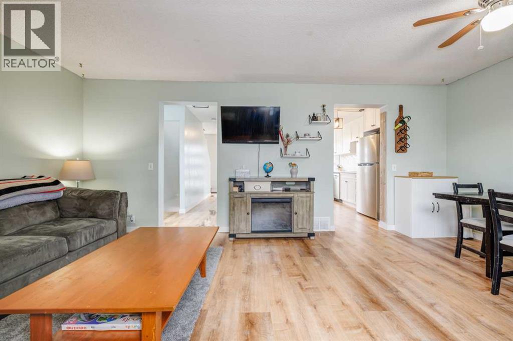 48 Aberdare Way Ne, Calgary, Alberta  T2A 6V5 - Photo 13 - A2252838