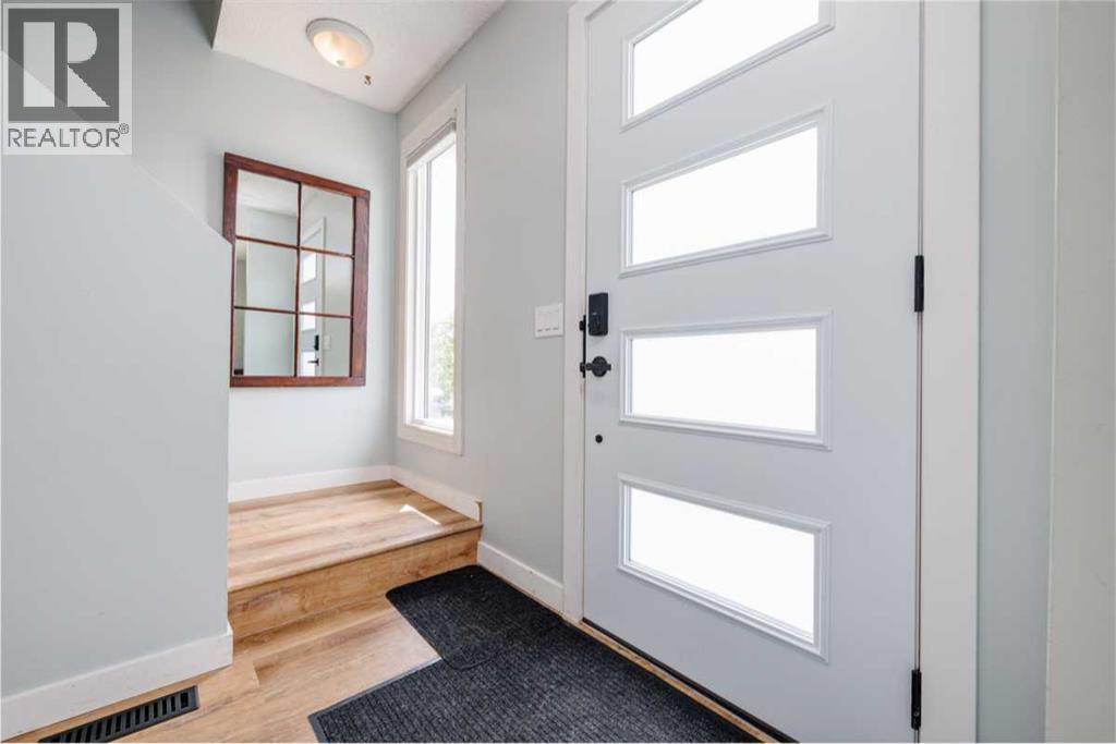 48 Aberdare Way Ne, Calgary, Alberta  T2A 6V5 - Photo 5 - A2252838