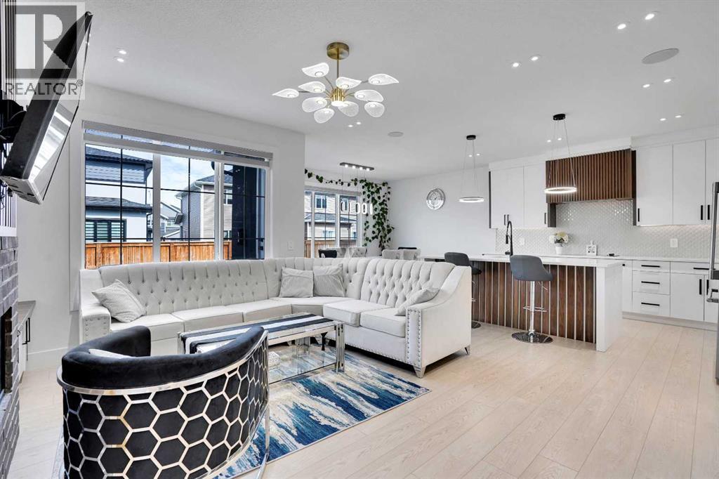 179 Kinniburgh Loop, Chestermere, Alberta  T1X 2S6 - Photo 14 - A2261678