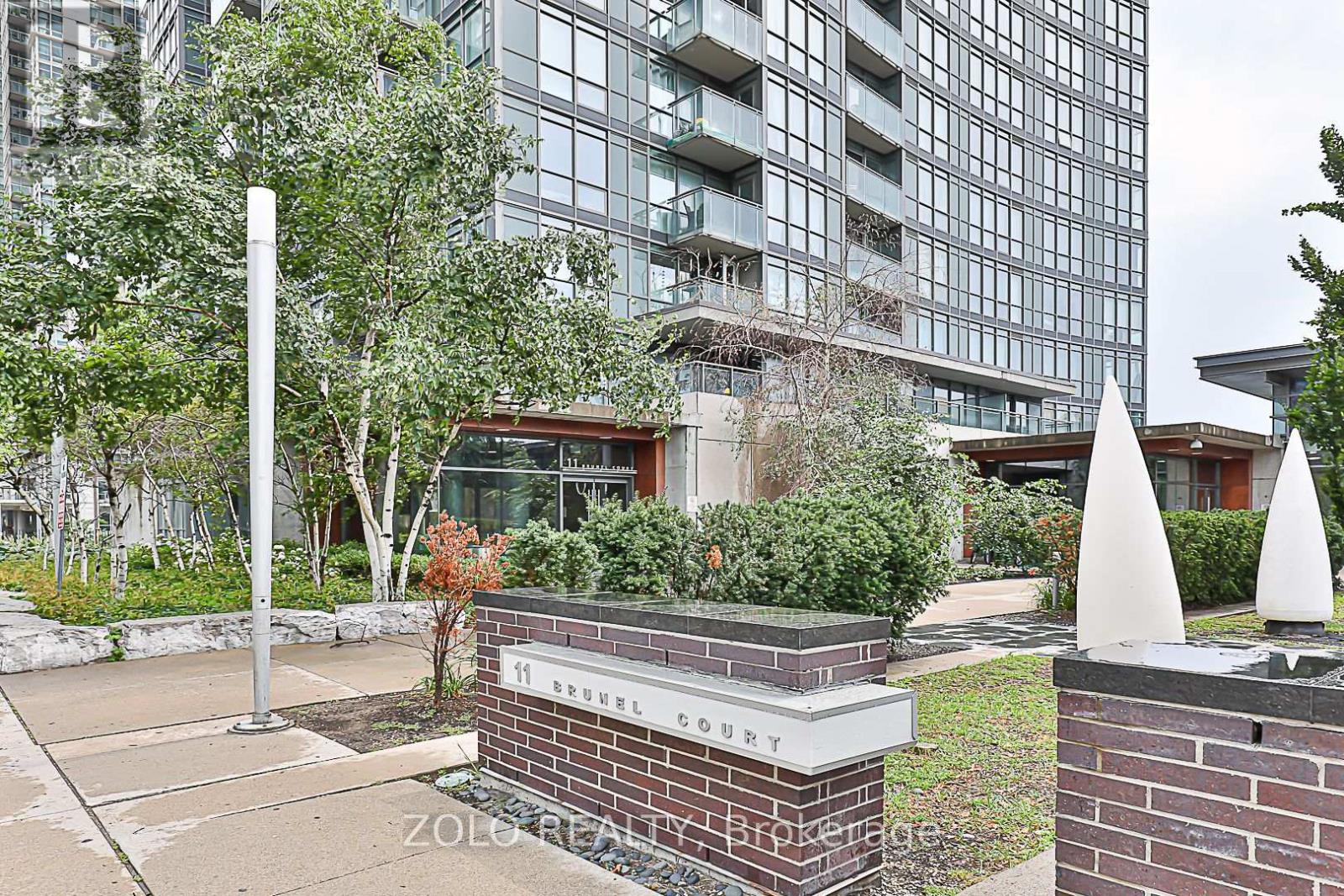 3305 - 11 Brunel Court, Toronto, Ontario  M5V 3Y3 - Photo 3 - C12526184