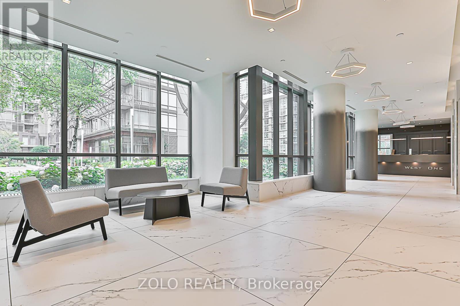 3305 - 11 Brunel Court, Toronto, Ontario  M5V 3Y3 - Photo 4 - C12526184