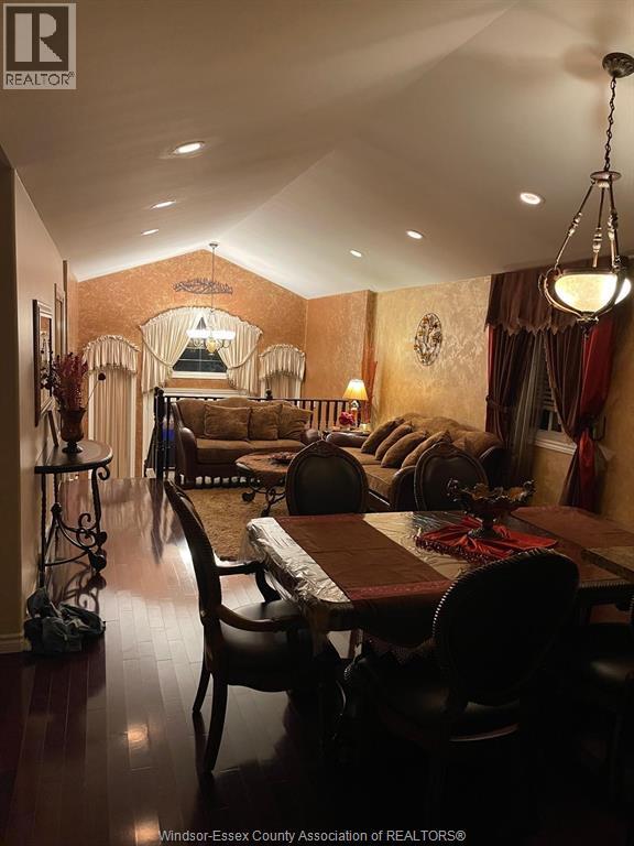 MLS# 25028314: 2412 ASKIN AVENUE, Windsor, Canada