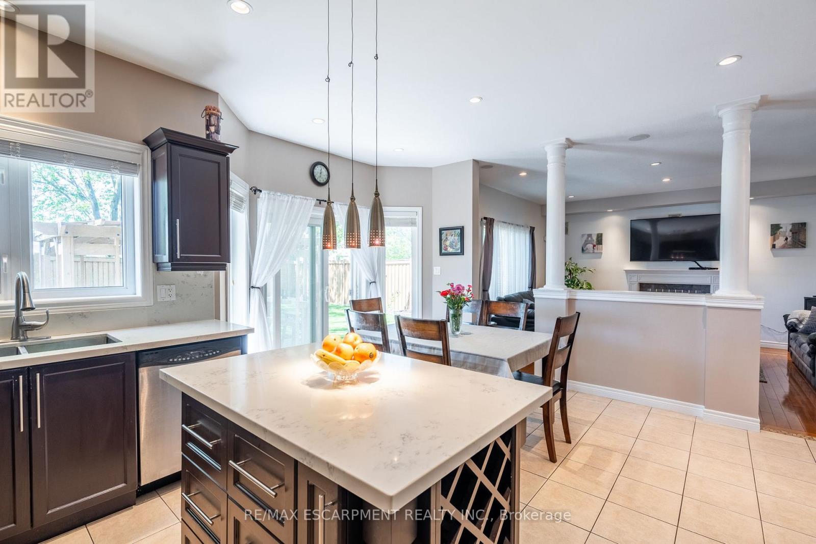 24 Edgecroft Crescent, Hamilton, Ontario  L8J 3Y6 - Photo 18 - X12526182