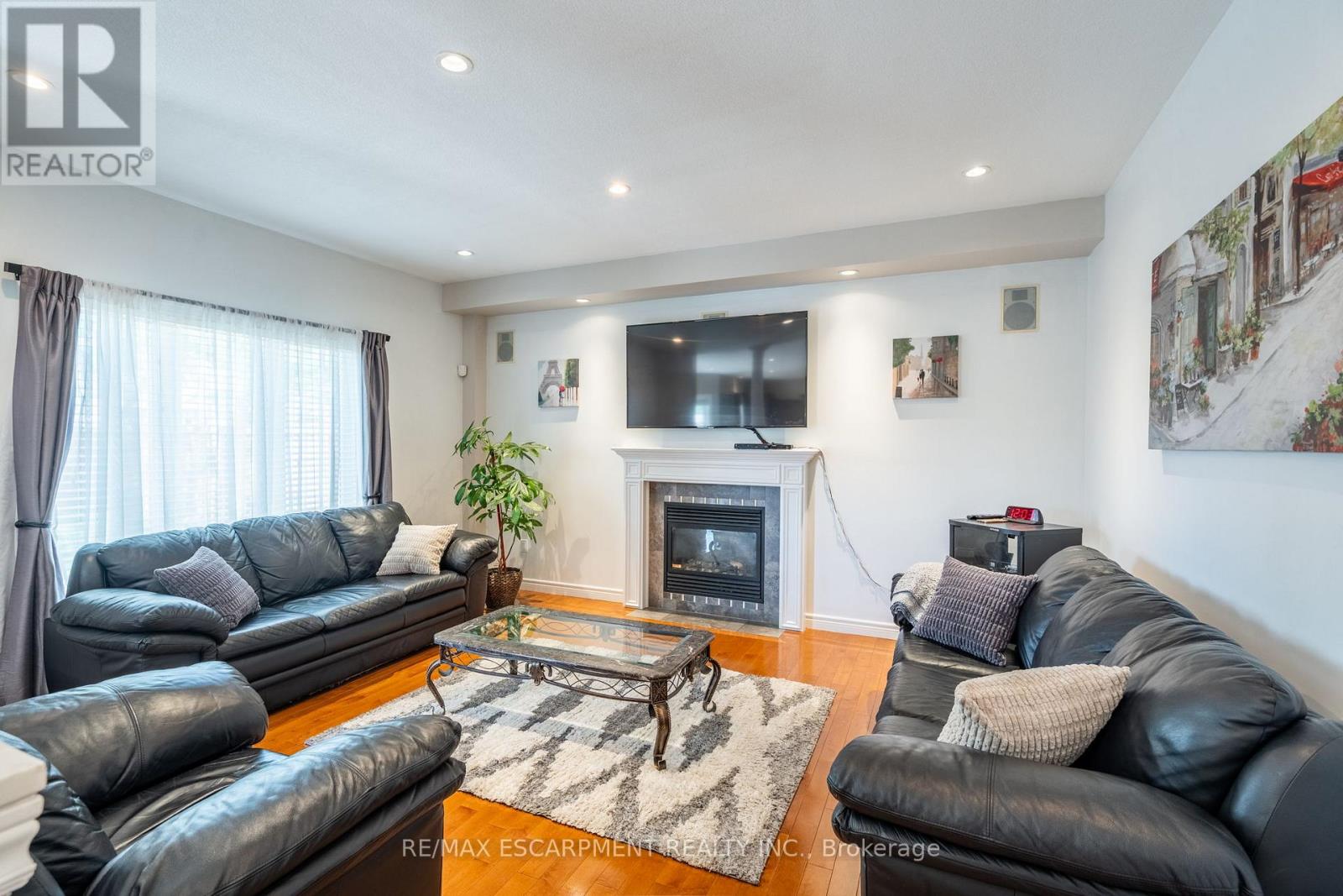 24 Edgecroft Crescent, Hamilton, Ontario  L8J 3Y6 - Photo 21 - X12526182