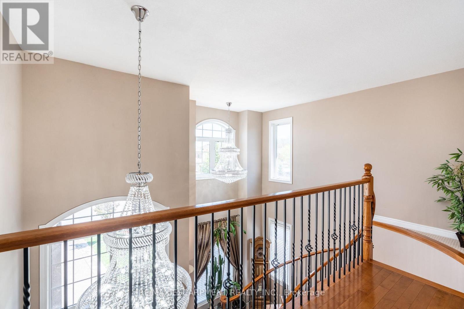 24 Edgecroft Crescent, Hamilton, Ontario  L8J 3Y6 - Photo 23 - X12526182