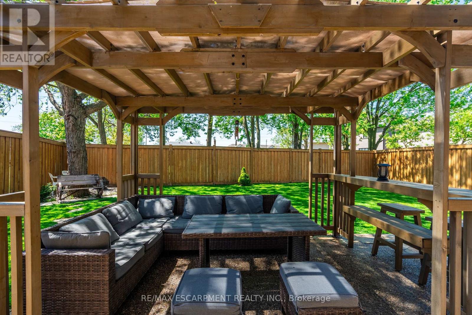 24 Edgecroft Crescent, Hamilton, Ontario  L8J 3Y6 - Photo 38 - X12526182