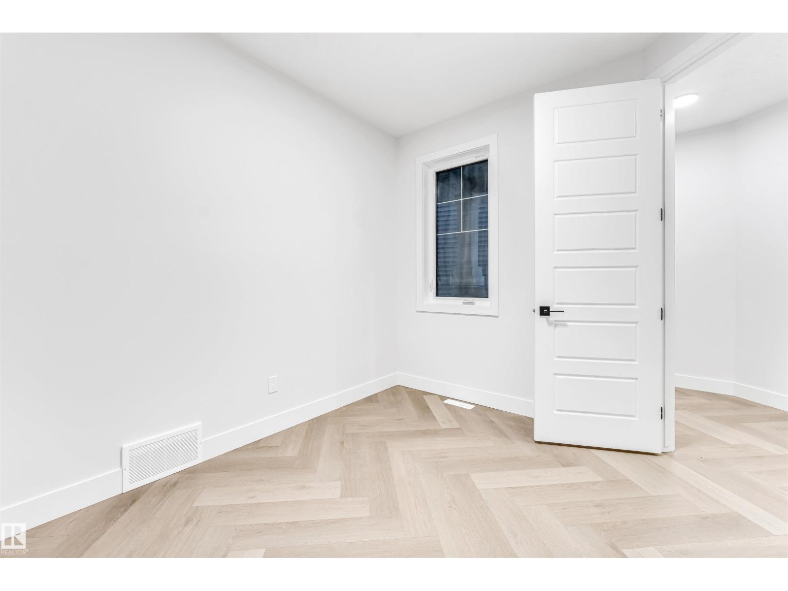 3515 42 Av, Beaumont, Alberta  T4X 0C4 - Photo 9 - E4465221