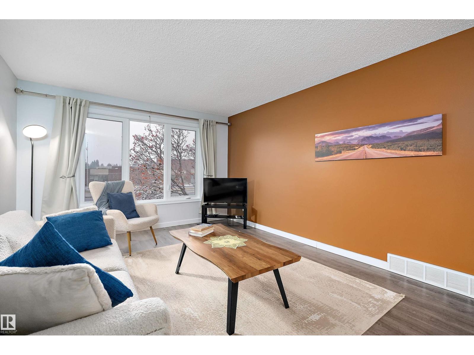 4317 44 St, Beaumont, Alberta  T4X 1G8 - Photo 5 - E4465222