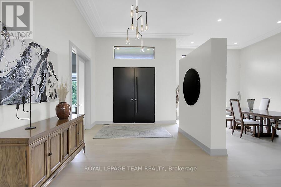 6865 Pebble Trail Way, Ottawa, Ontario  K4P 0B7 - Photo 4 - X12366447