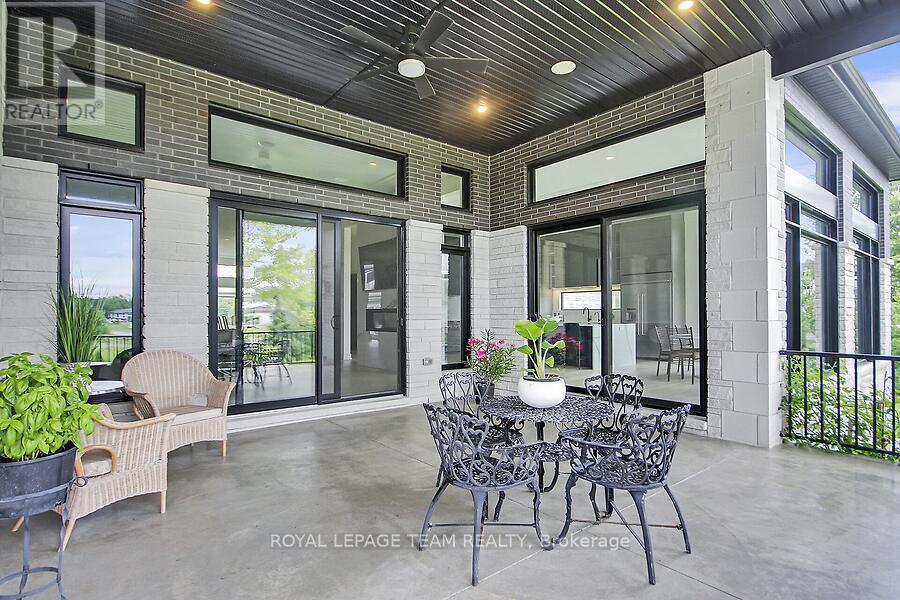 6865 Pebble Trail Way, Ottawa, Ontario  K4P 0B7 - Photo 47 - X12366447