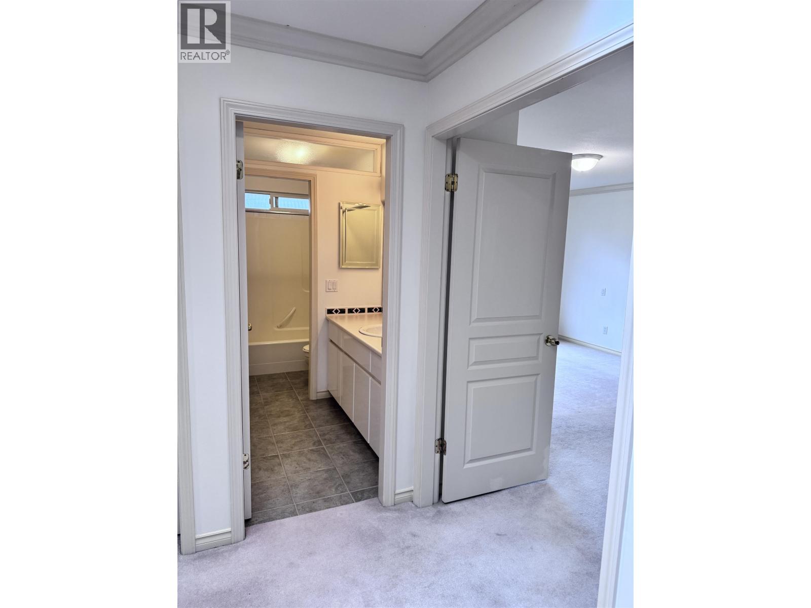 6893 Barnard Drive, Richmond, British Columbia  V7C 5T5 - Photo 11 - R3065932