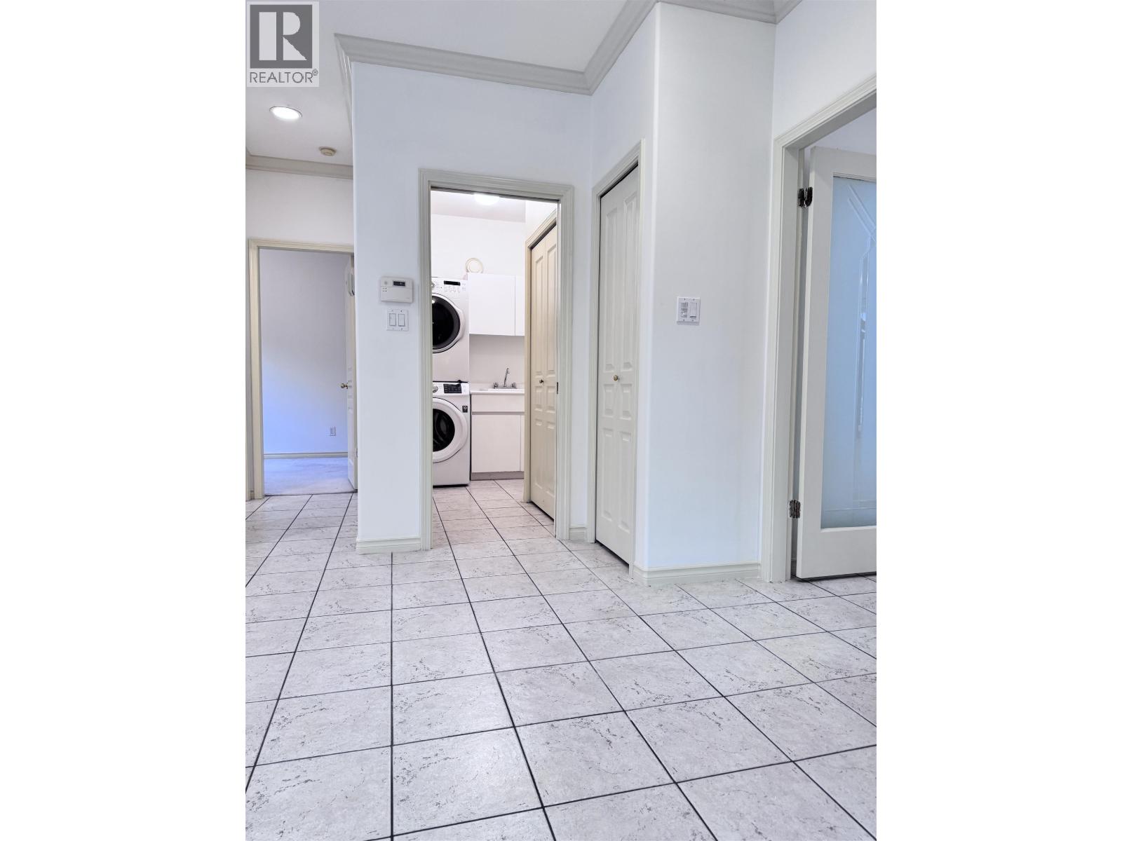 6893 Barnard Drive, Richmond, British Columbia  V7C 5T5 - Photo 7 - R3065932