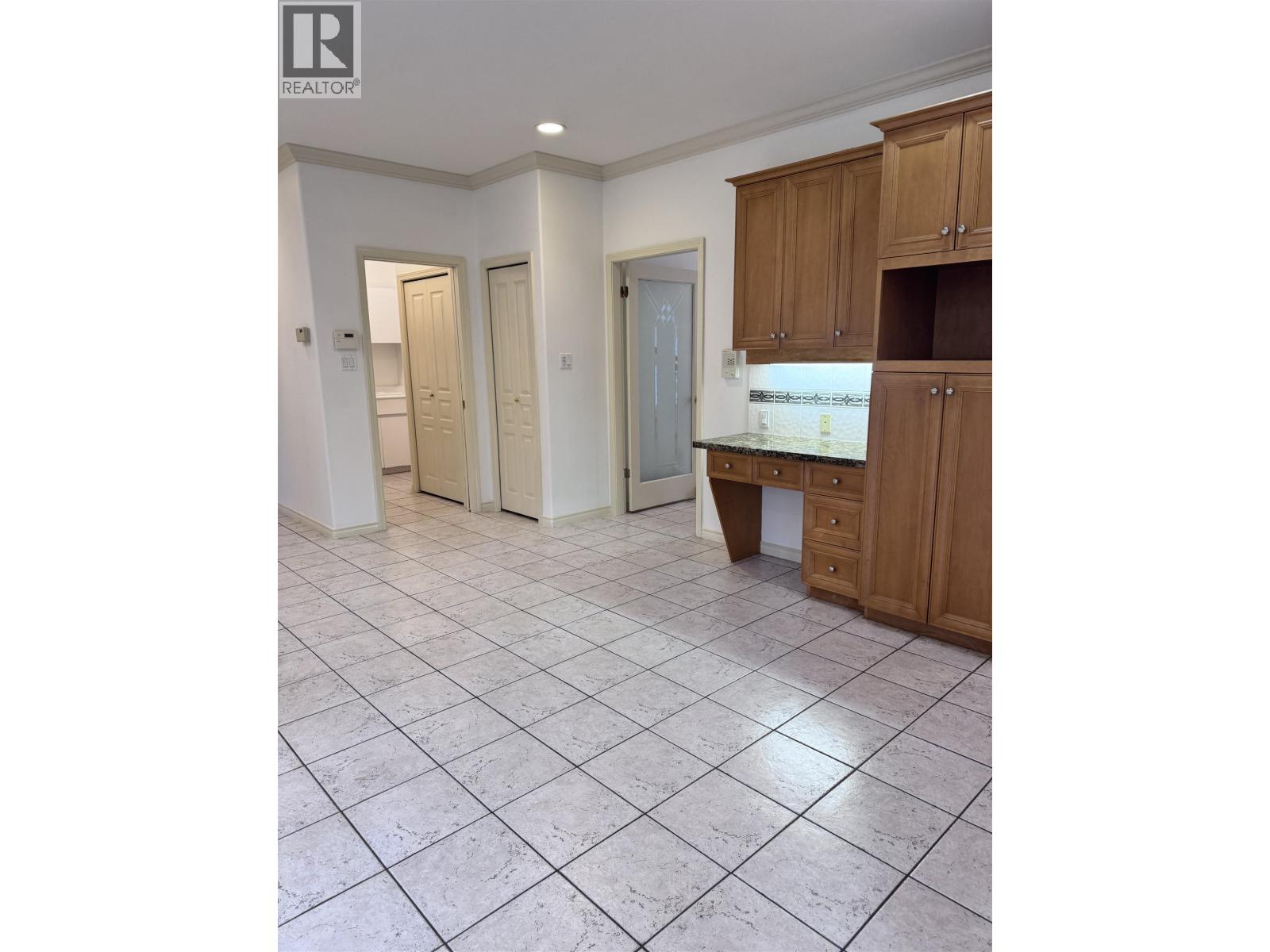 6893 Barnard Drive, Richmond, British Columbia  V7C 5T5 - Photo 6 - R3065932