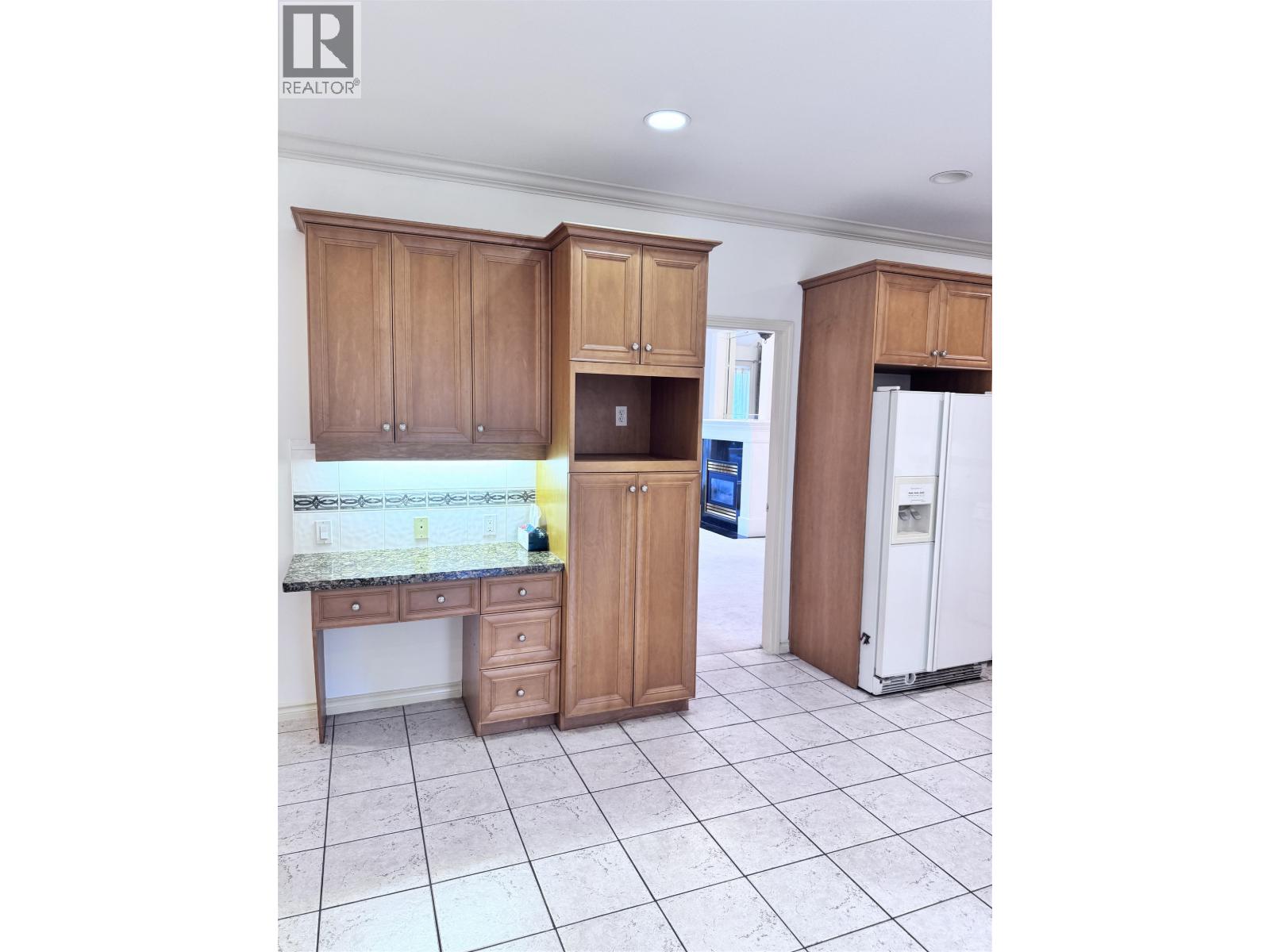 6893 Barnard Drive, Richmond, British Columbia  V7C 5T5 - Photo 5 - R3065932