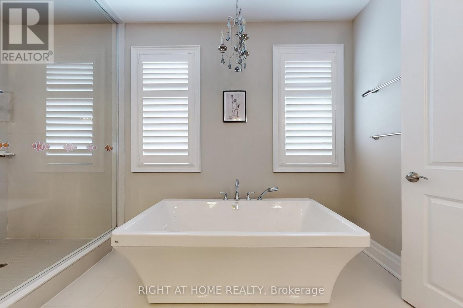 421 Ginger Gate N, Oakville, Ontario  L6M 1N2 - Photo 35 - W12354034