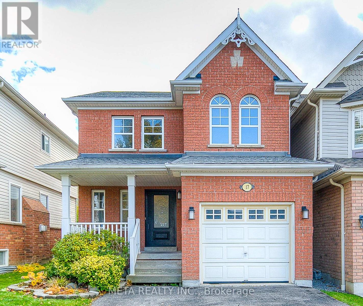 17 Brownridge Place, Whitby, Ontario  L1P 1W3 - Photo 2 - E12526196