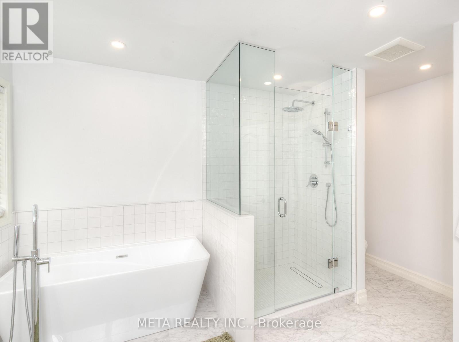 17 Brownridge Place, Whitby, Ontario  L1P 1W3 - Photo 29 - E12526196