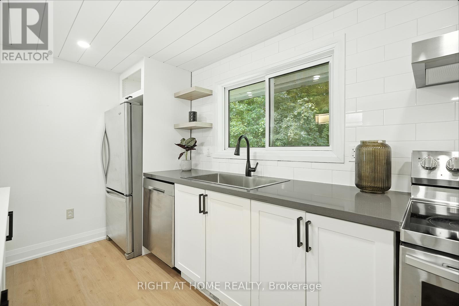 Entire Property - 29 Nida Drive, Tiny, Ontario  L9M 0B3 - Photo 18 - S12526188