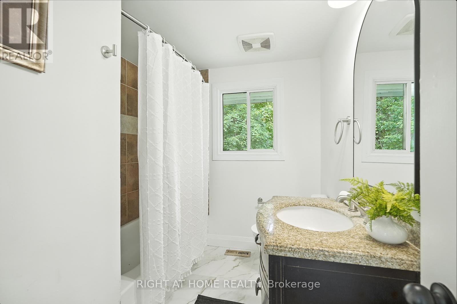 Entire Property - 29 Nida Drive, Tiny, Ontario  L9M 0B3 - Photo 22 - S12526188