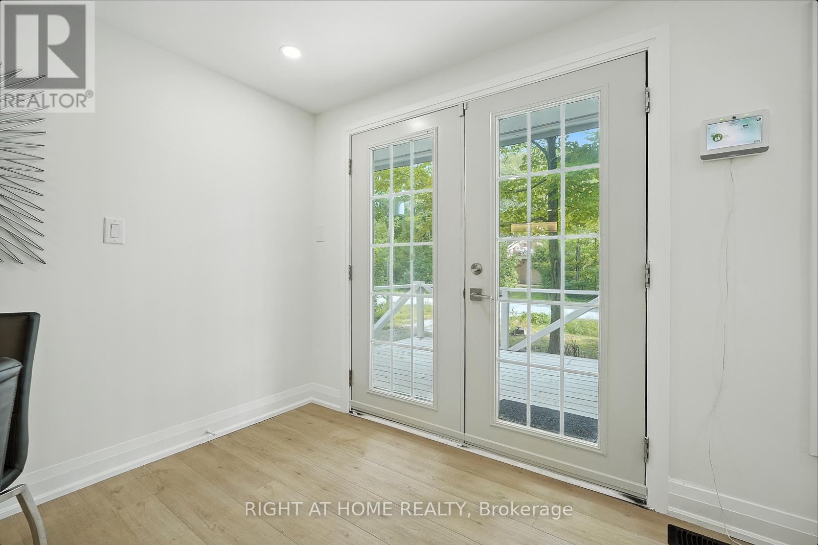 Entire Property - 29 Nida Drive, Tiny, Ontario  L9M 0B3 - Photo 5 - S12526188