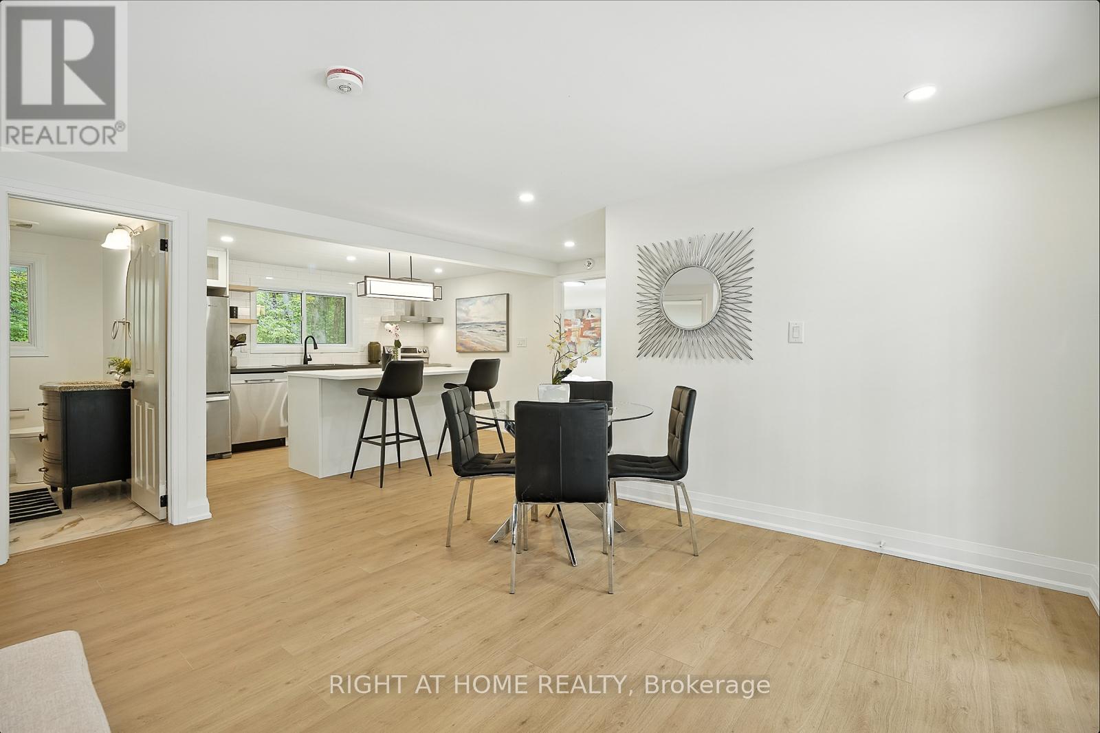 Upper - 29 Nida Drive, Tiny, Ontario  L9M 0B3 - Photo 13 - S12526190