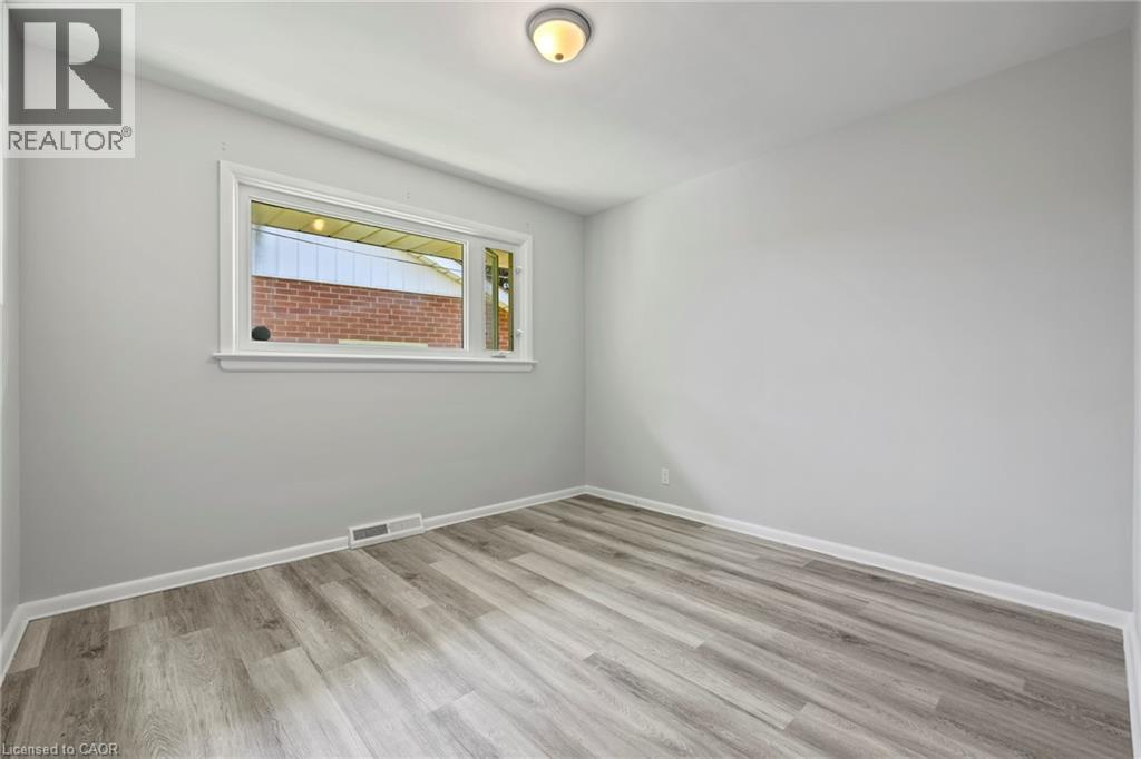 40 Bertram Drive, Dundas, Ontario  L9H 4T3 - Photo 14 - 40786852