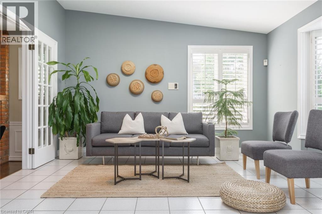 19 Honeysuckle Crescent, Ancaster, Ontario L9K 1A9 - Photo 16 - 40785534