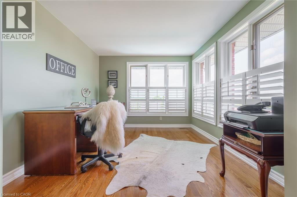 19 Honeysuckle Crescent, Ancaster, Ontario L9K 1A9 - Photo 27 - 40785534