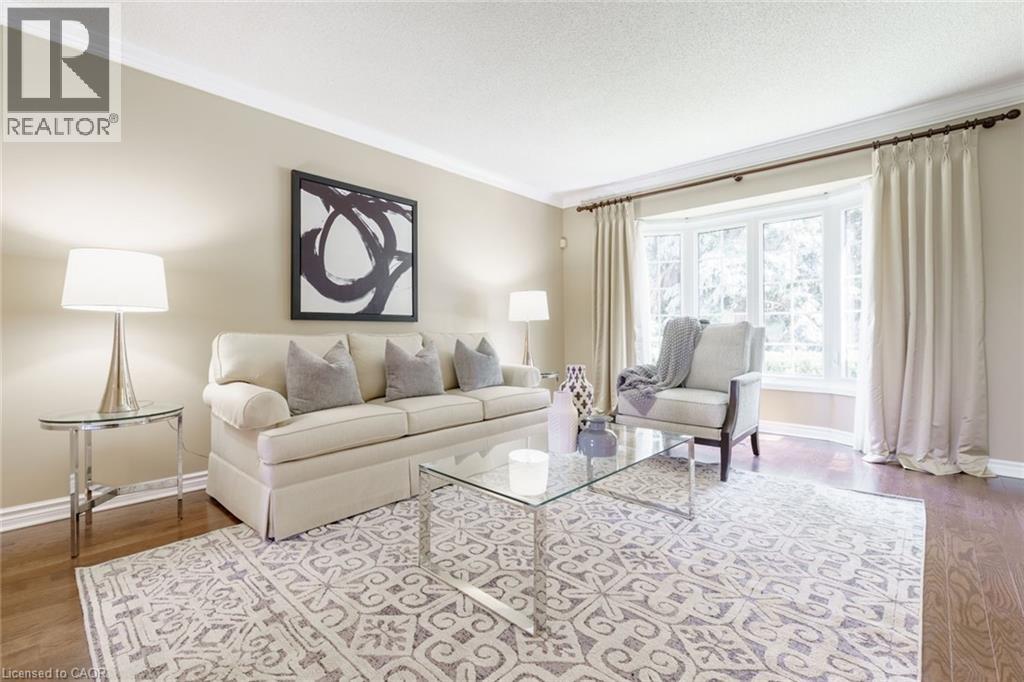 19 Honeysuckle Crescent, Ancaster, Ontario  L9K 1A9 - Photo 6 - 40773535