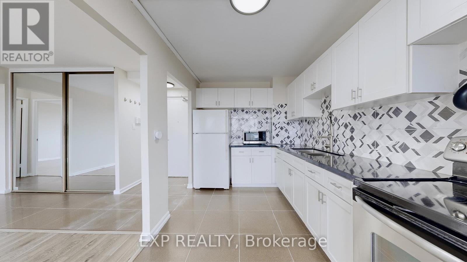 2204 - 715 Don Mills Road, Toronto, Ontario  M3C 1S4 - Photo 11 - C12429893