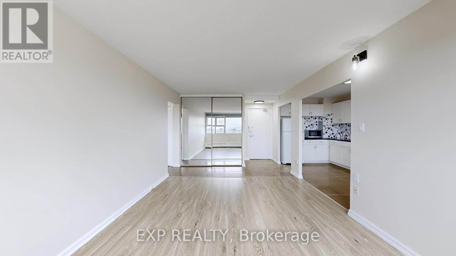 2204 - 715 Don Mills Road, Toronto, Ontario  M3C 1S4 - Photo 7 - C12429893