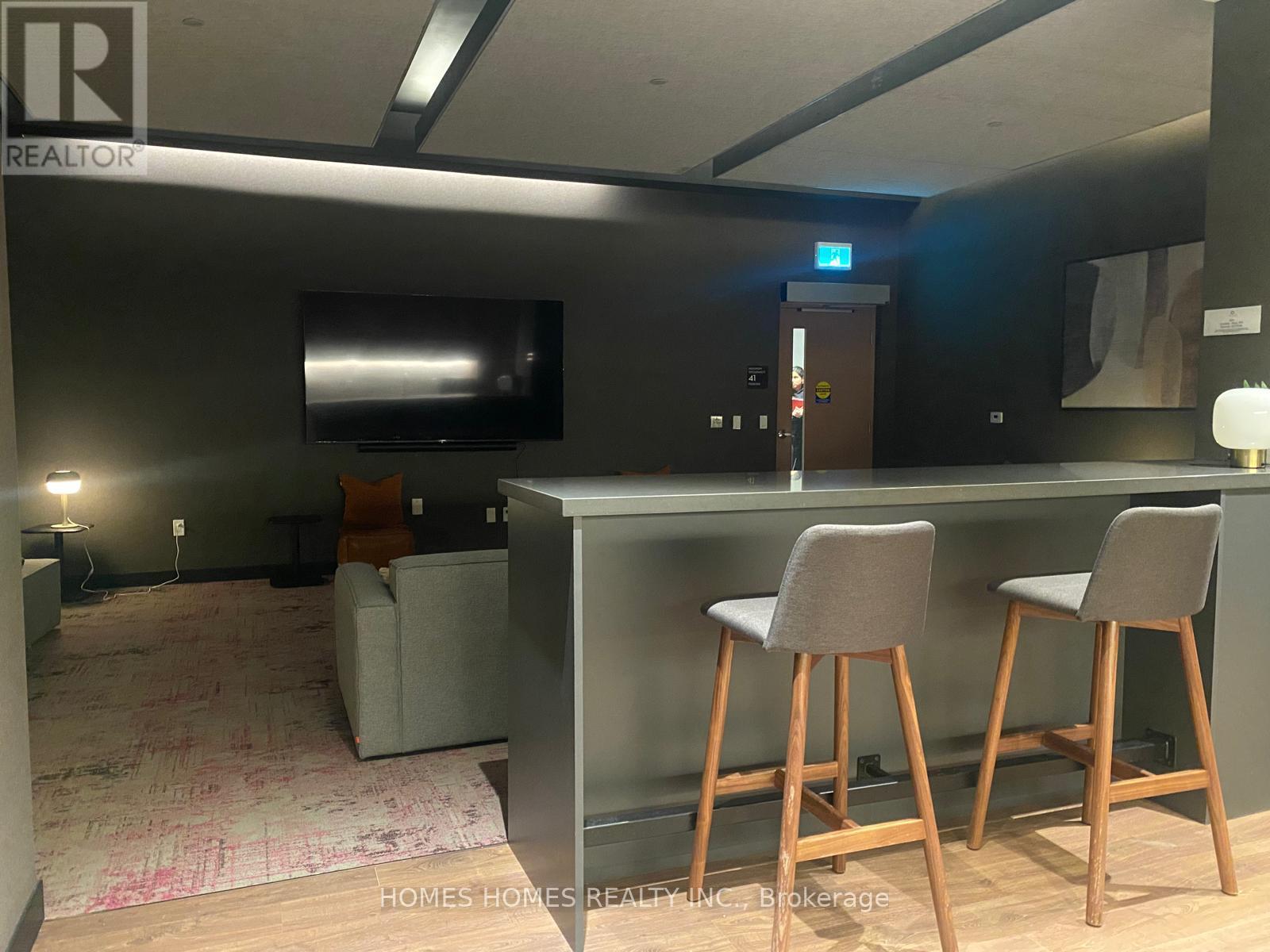 2105 - 474 Caldari Road, Vaughan, Ontario  L4K 0R5 - Photo 33 - N12526038