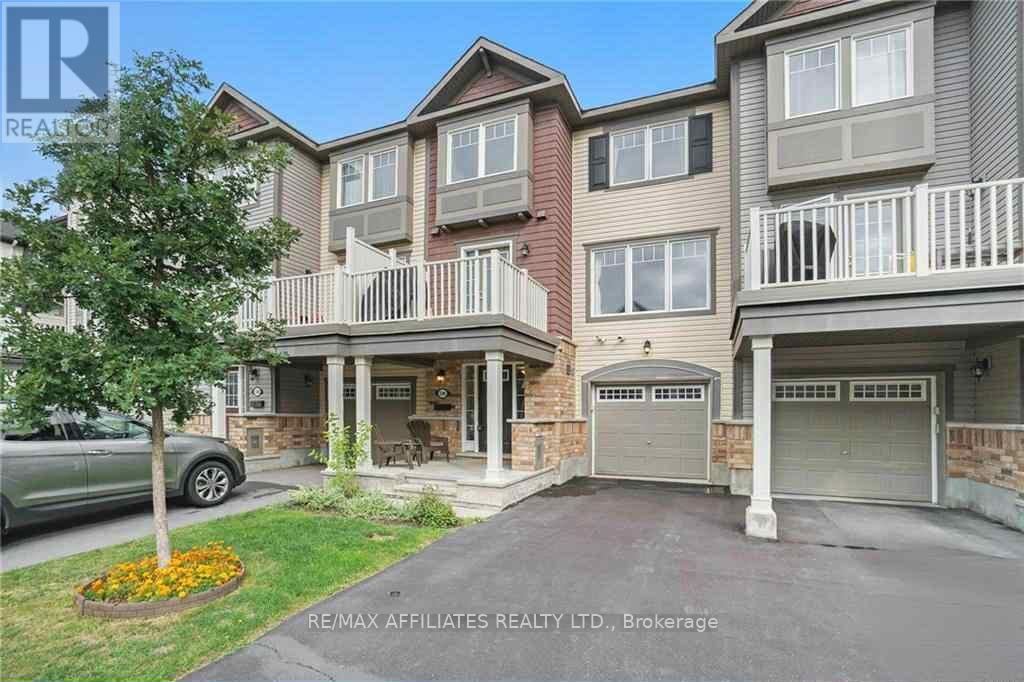 596 FOXLIGHT CIRCLE, Ottawa, Ontario