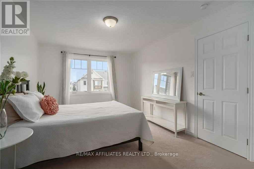 596 Foxlight Circle, Ottawa, Ontario K2M 0L9 - Photo 9 - X12526204