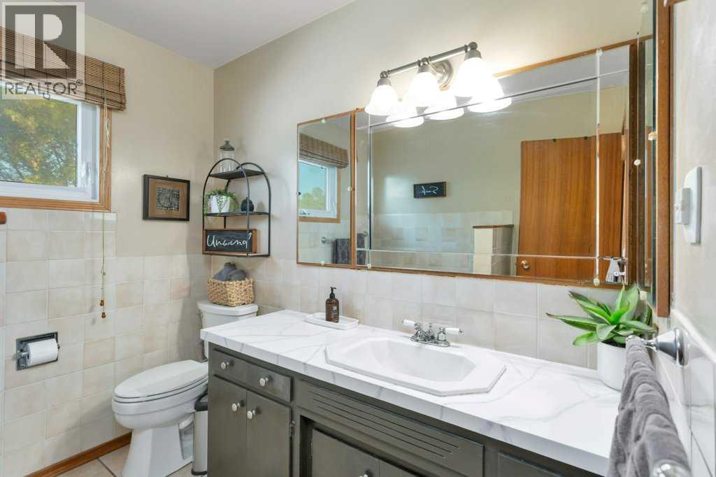 5436 53 Avenue, Lacombe, Alberta  T4L 1L4 - Photo 19 - A2256584