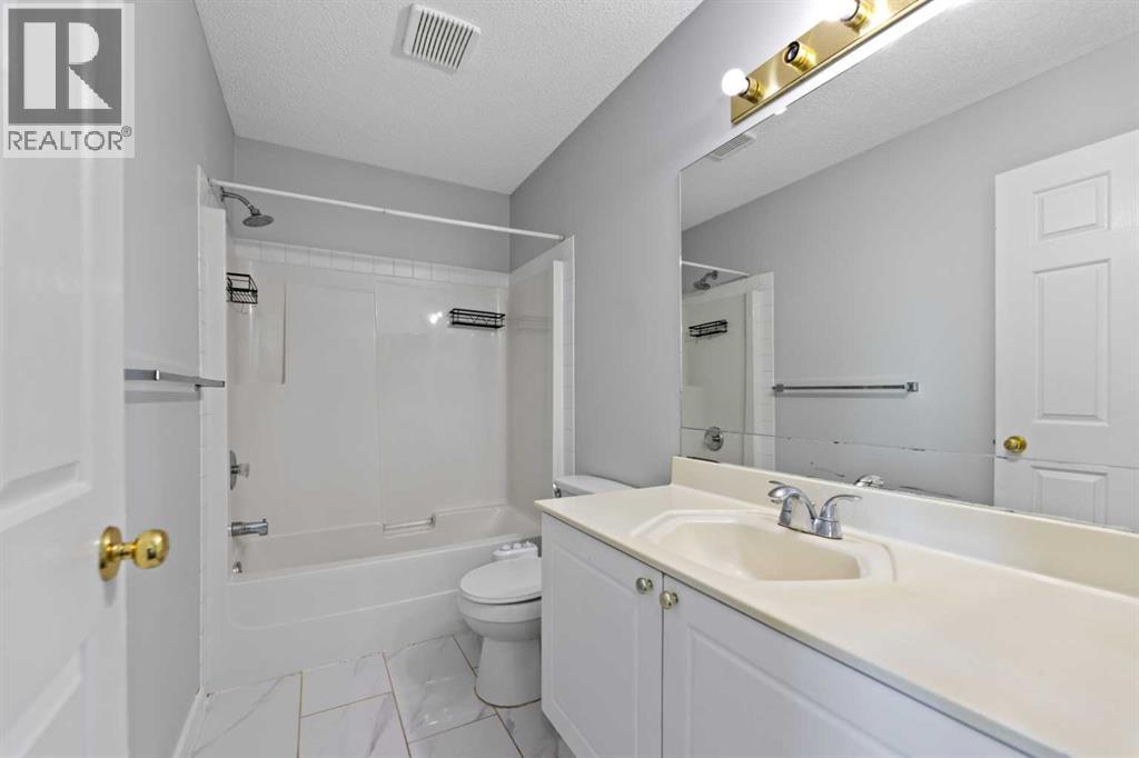 14 Tarington Park Ne, Calgary, Alberta  T3J 3V6 - Photo 27 - A2258667