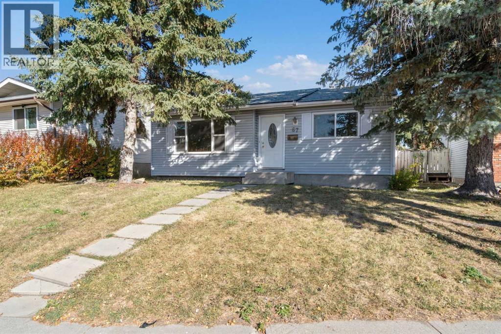 67 Fallswater Crescent Ne, Calgary, Alberta  T3J 1B5 - Photo 2 - A2264873