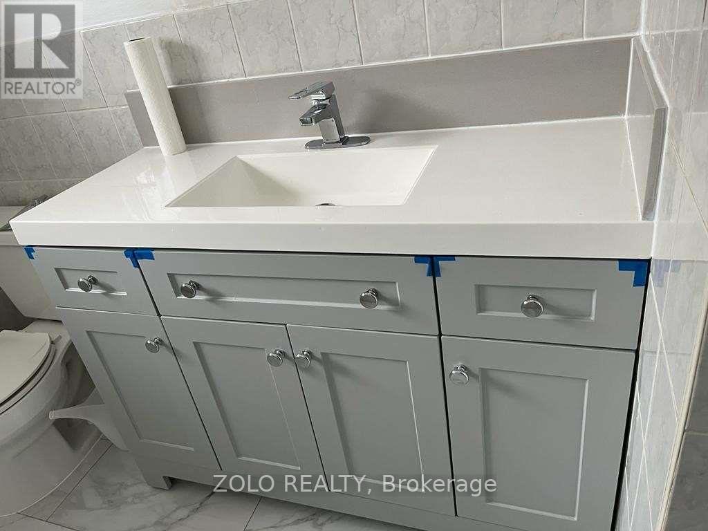 190 Pemberton Avenue, Toronto, Ontario  M2M 1Y8 - Photo 11 - C12524570