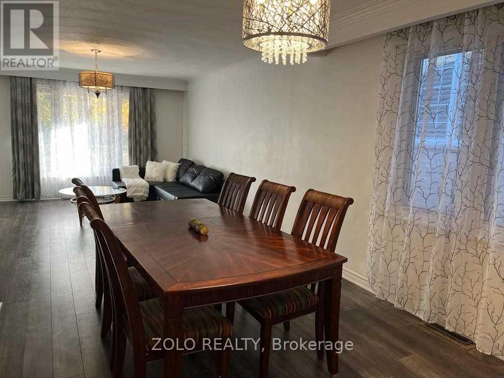 190 Pemberton Avenue, Toronto, Ontario  M2M 1Y8 - Photo 4 - C12524570