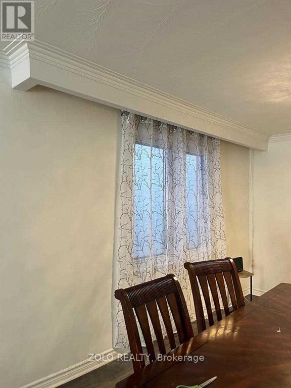 190 Pemberton Avenue, Toronto, Ontario  M2M 1Y8 - Photo 5 - C12524570